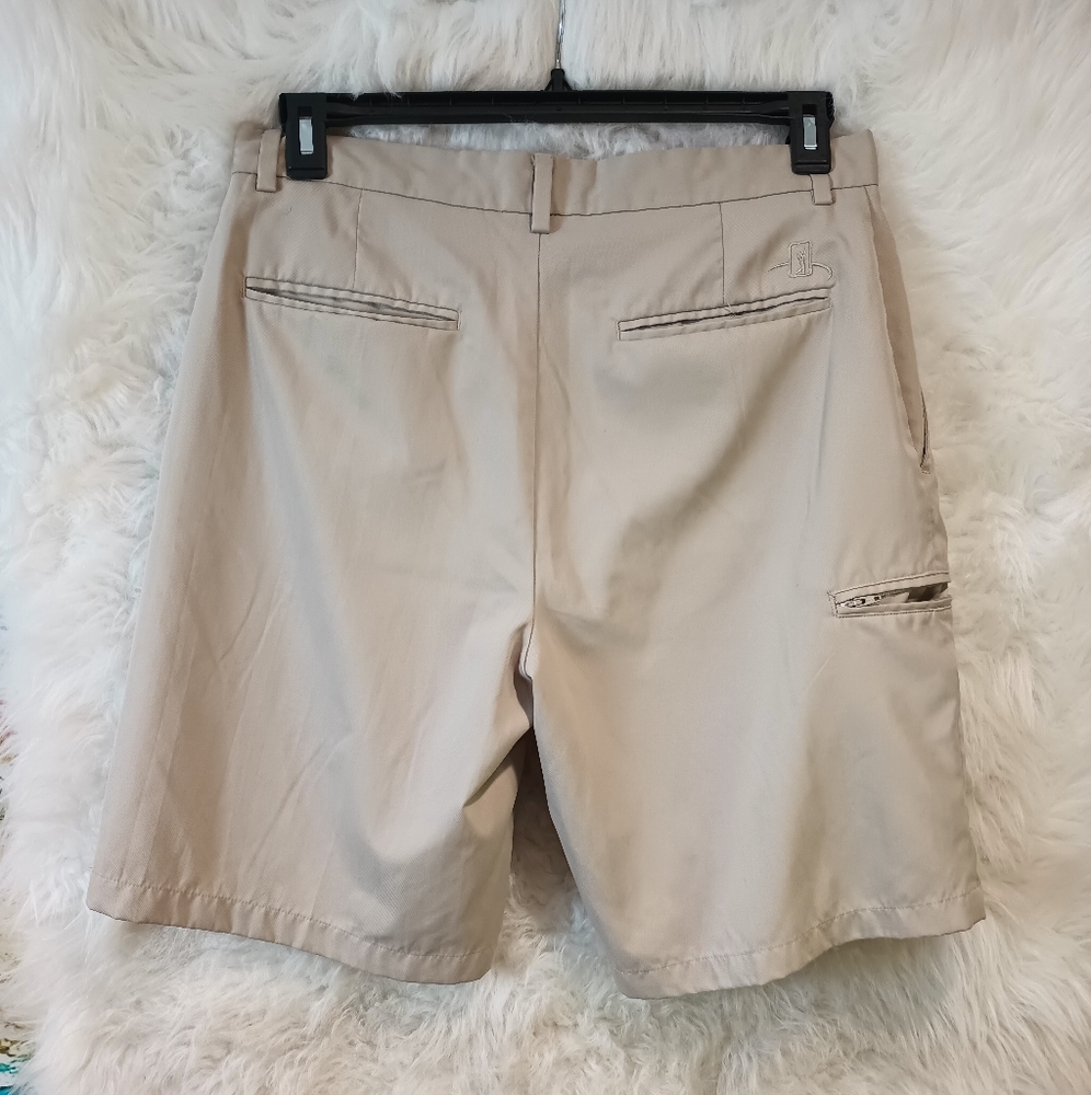 Champions Tour Khaki Golf Shorts Size 32 - Picture 9 of 12